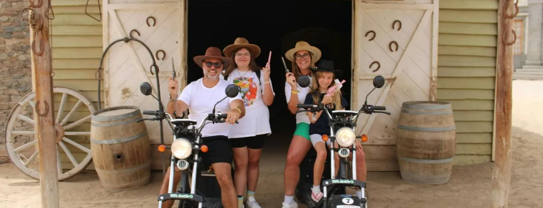 E-bike or e-scooter tour of Maspalomas with Wild West Sioux City Park