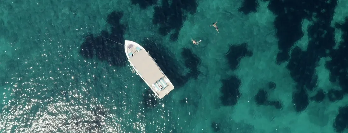 Private boat tour to Ortigia and Syracuse's sea caves