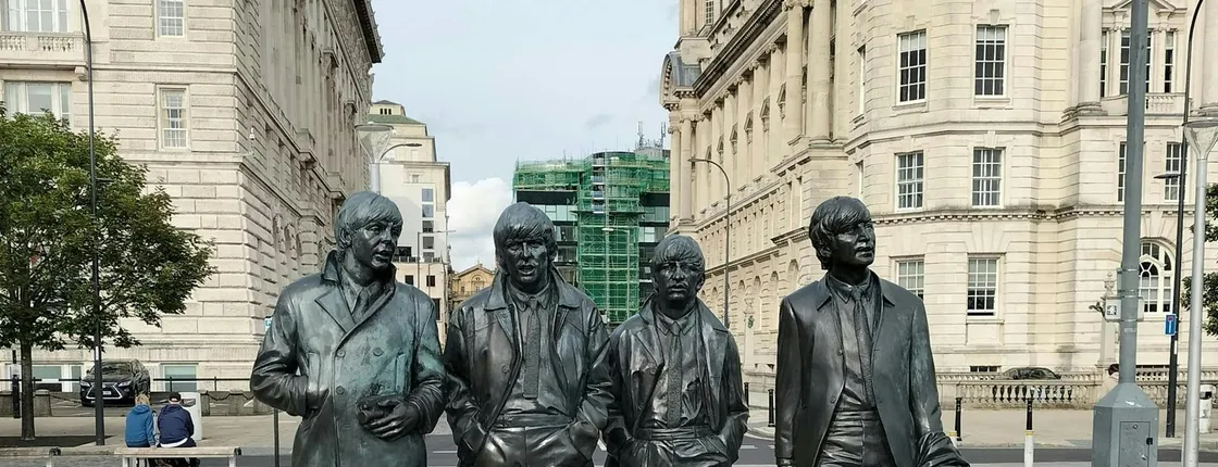 Liverpool: The Beatles and Waterfront Walking Tour