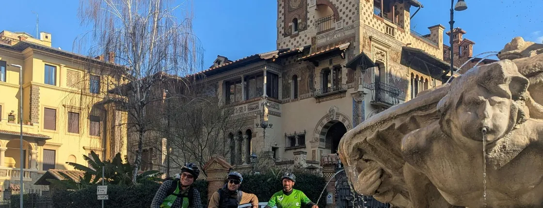 Villa Borghese, Villa Ada and Coppedè District E-bike Tour