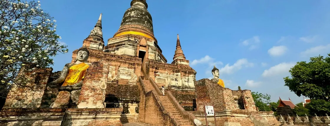 Full-day Ayutthaya van charter from Bangkok