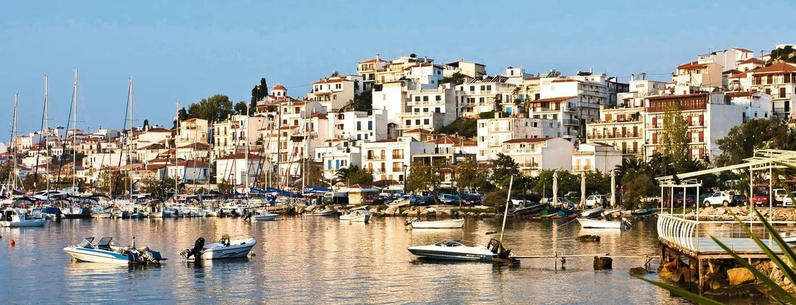 Skiathos town evening tour with local liqueur tasting