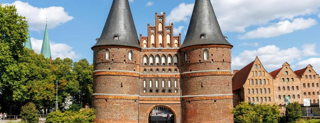 Lübeck best intro city walking tour with a local