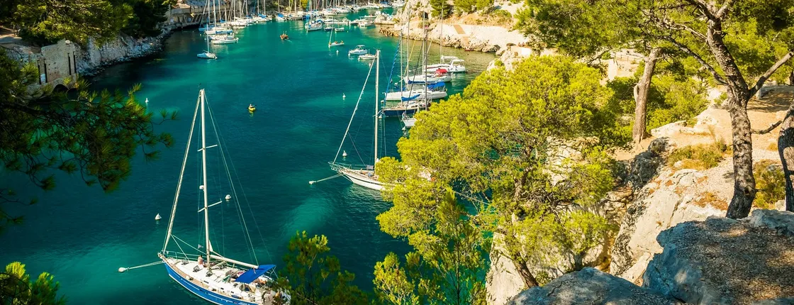 Calanques Tour by Electric Mountain Bike from Cassis
