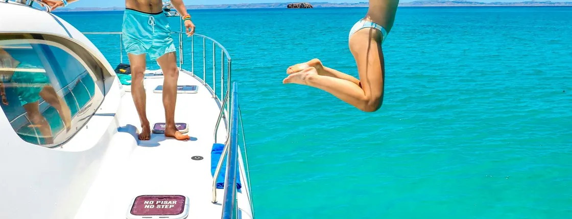 Balandra Beach catamaran cruise with lunch and open bar