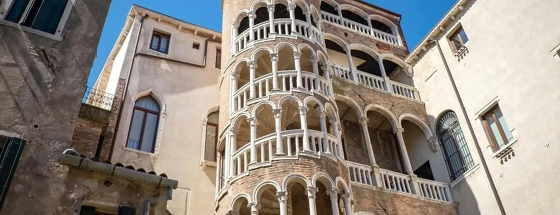 Hidden Gems Walking Tour with a Local Guide in Venice