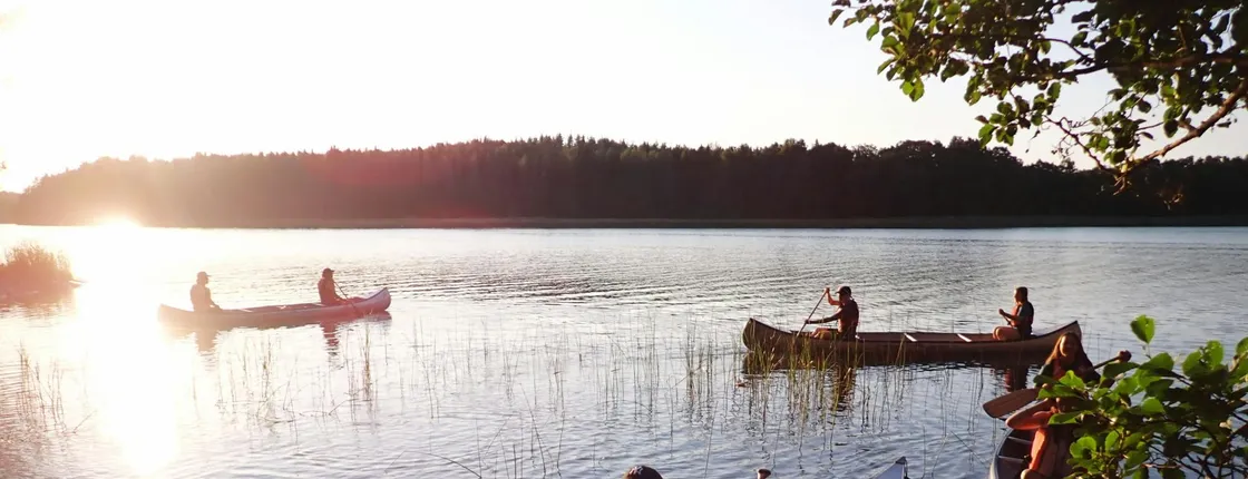 Stockholm sunset canoe beaver tour with dinner by the water