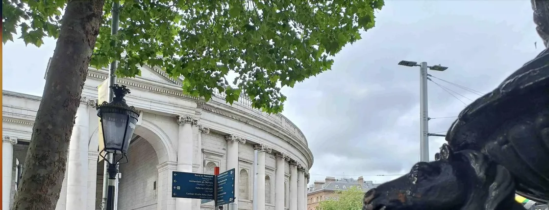 Dublin's Temple Bar district self-guided audio tour