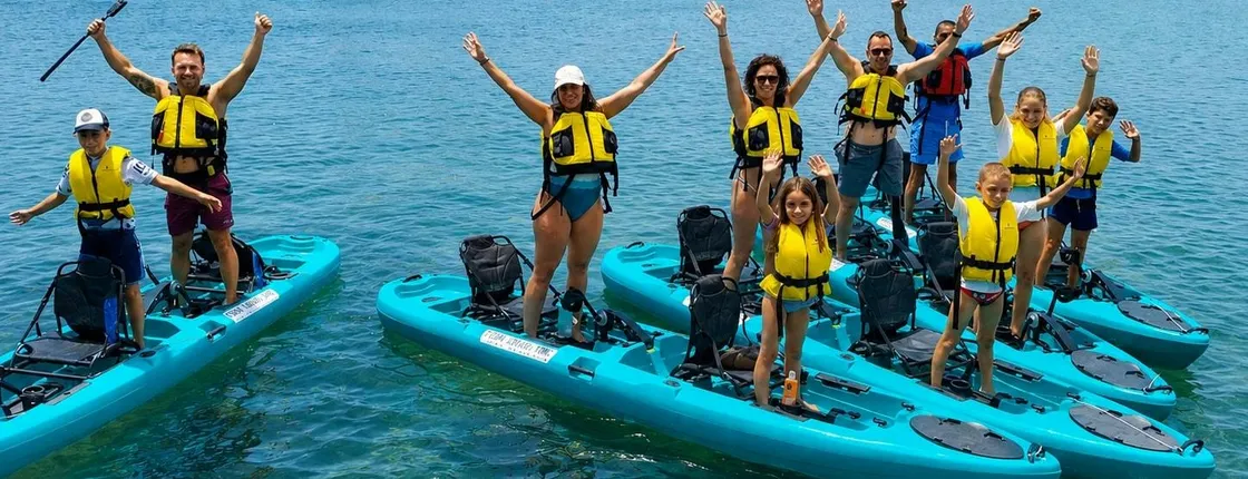Arrecife pedal-powered kayak tour with optional snorkelling