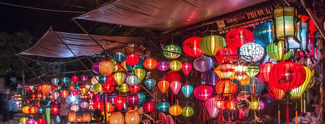 Hoi An City Guided Tour with Boat Ride and Lantern Release