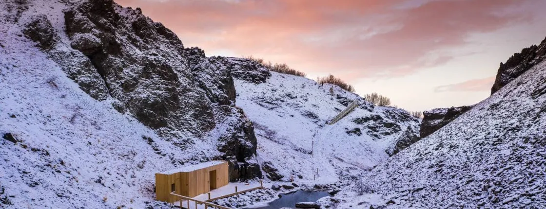 Small-group tour to the Silver Circle with Canyon Baths visit