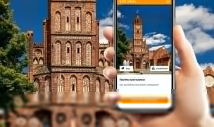 Brandenburg Scavenger Hunt and Sights Self-Guided Tour