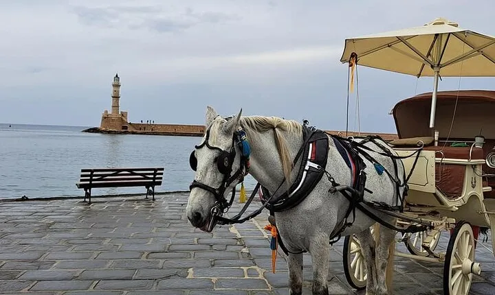 Private Tour to Old Cities of Chania and Rethymno