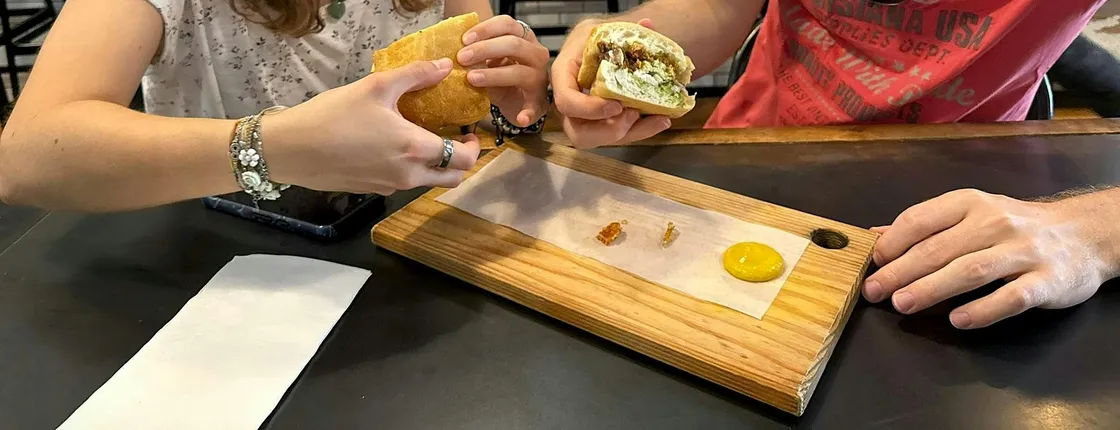 Vancouver Gastown food tour with 7 tastings and a secret dish