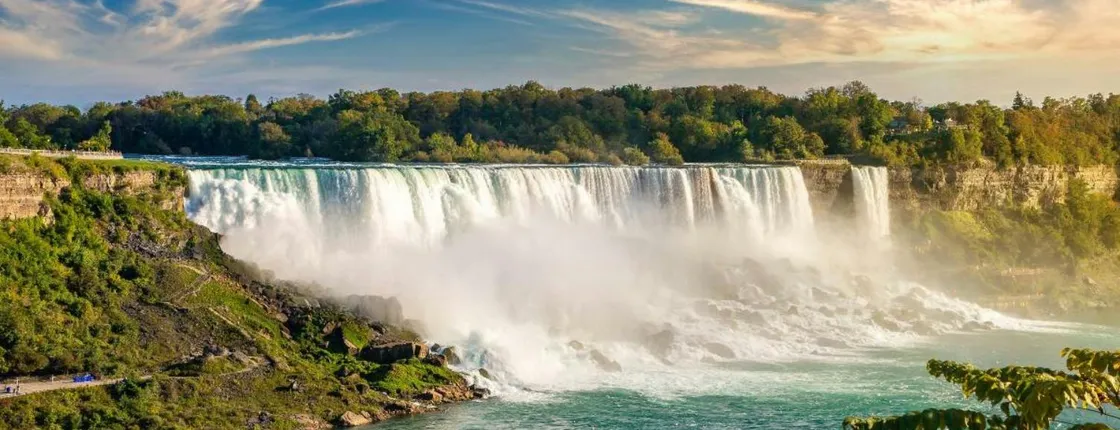 Niagara Falls Self-Guided Drive from Canada