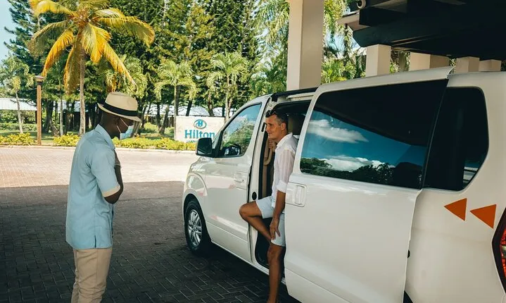 Private Airport Punta Cana to La Romana Bayahibe or Casa de Campo Resort Area