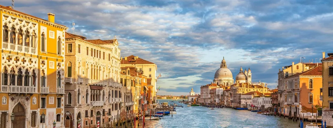 Private walking tour of Venice tailored to your interests