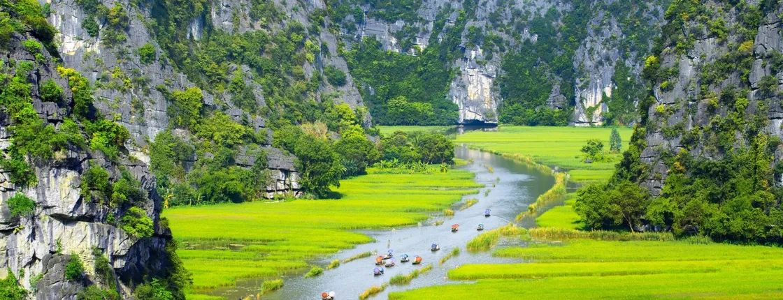 5 days-4 nights all-inclusive trip in Vietnam