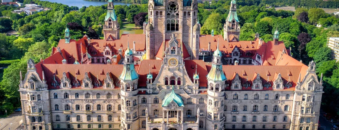 Hanover new town hall guided tour