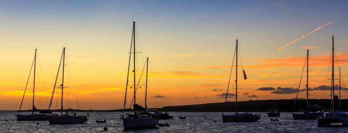 Sunset catamaran cruise from Souda Port in Crete