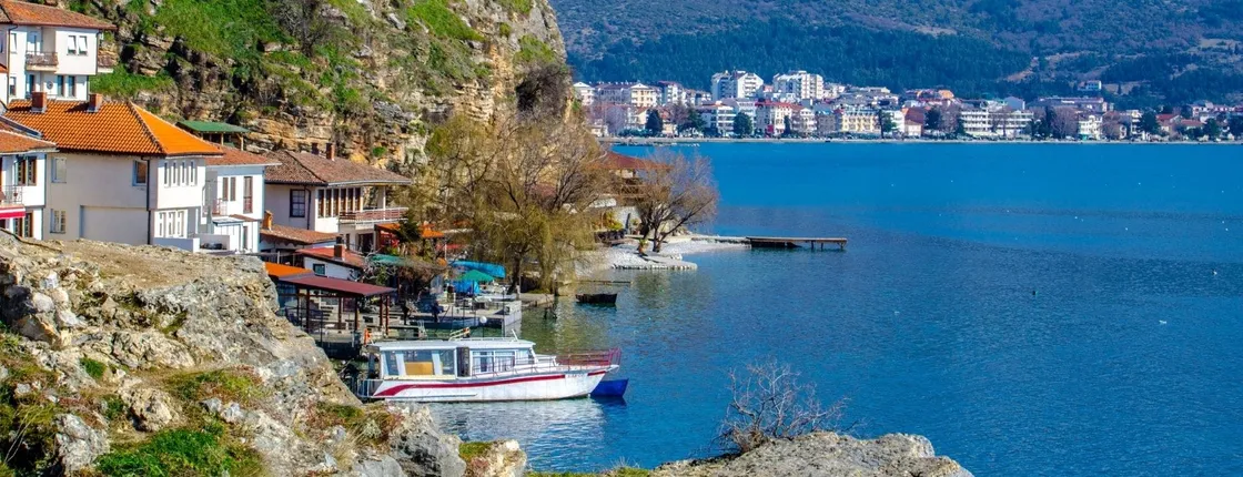 Ohrid guided tour with entrance to the castle from Tirana