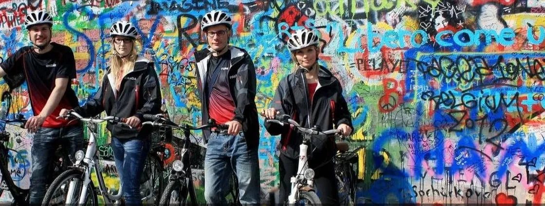 90 minutes small group bike sightseeing tour in Prague