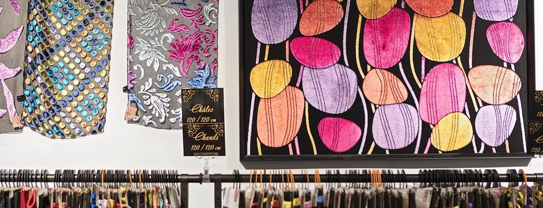 3-hour silk tour in Lyon