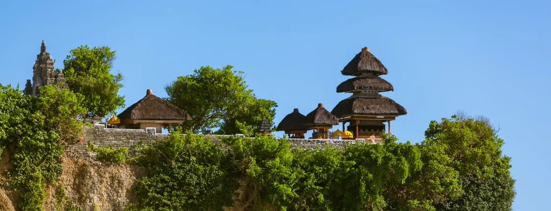 Sunset at Uluwatu Temple with spa option