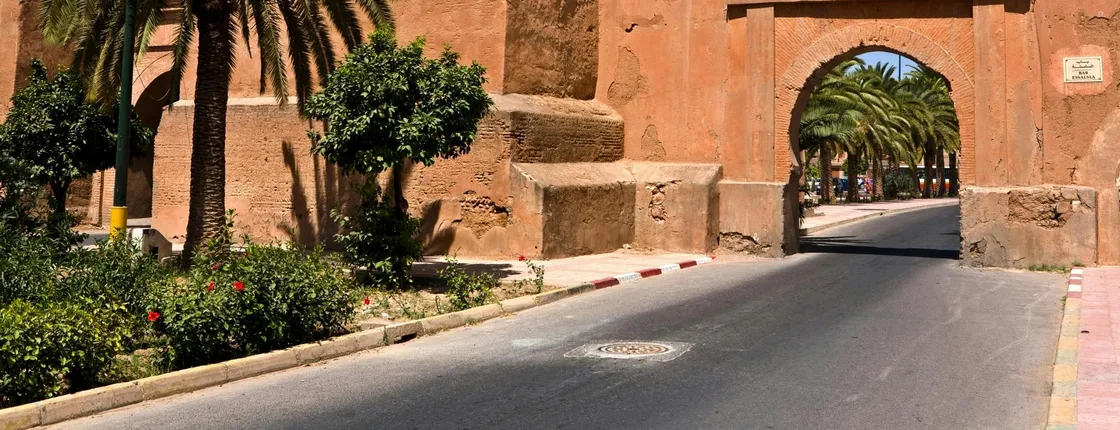 Private full-day tour to Tiout and Taroudant from Agadir