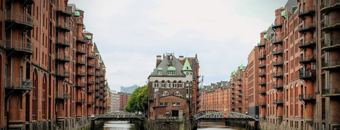 Hamburg HafenCity self-guided audio tour to Elbe Philharmonic Hall