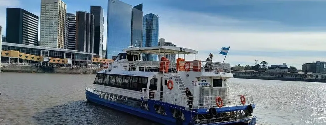 Buenos Aires city tour with Rio de La Plata 30-minute cruise
