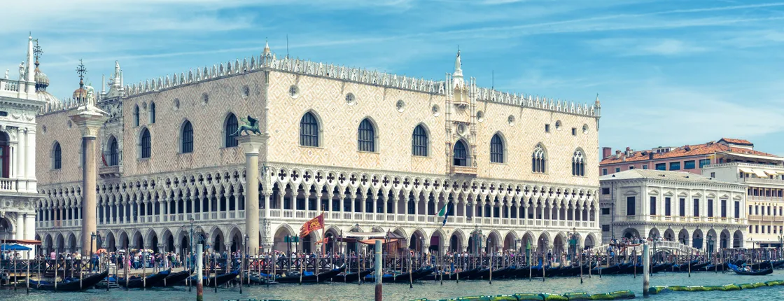 Highlights of Venice walking tour with Doge's Palace and Saint Mark's Basilica