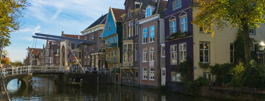 Self guided tour with interactive city game of Alkmaar