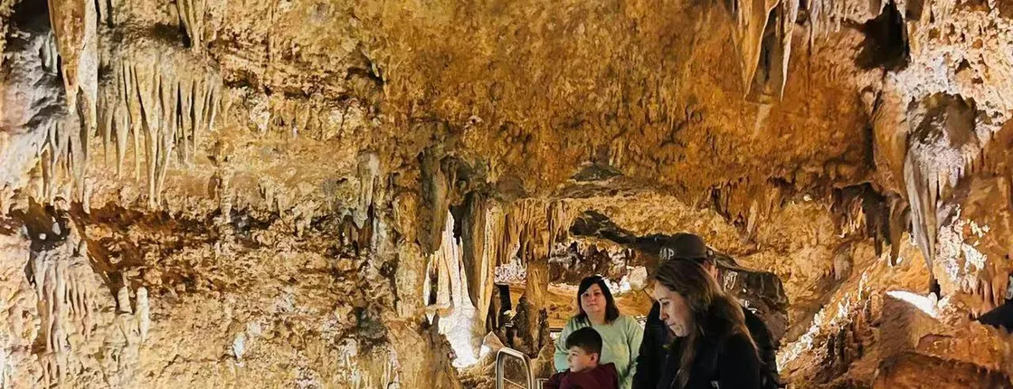 Virginia Luray Caverns and Shenandoah Skyline Drive from Washington DC