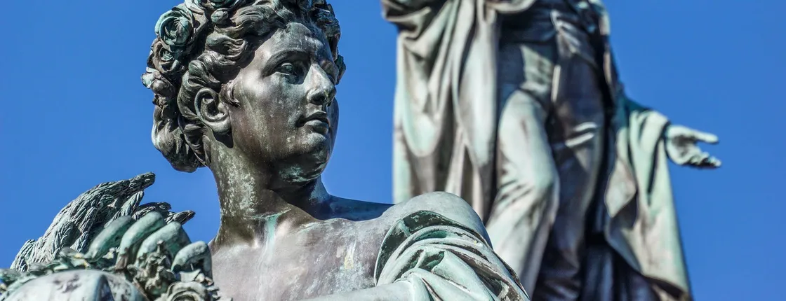 Graz's art and culture walking tour with a local