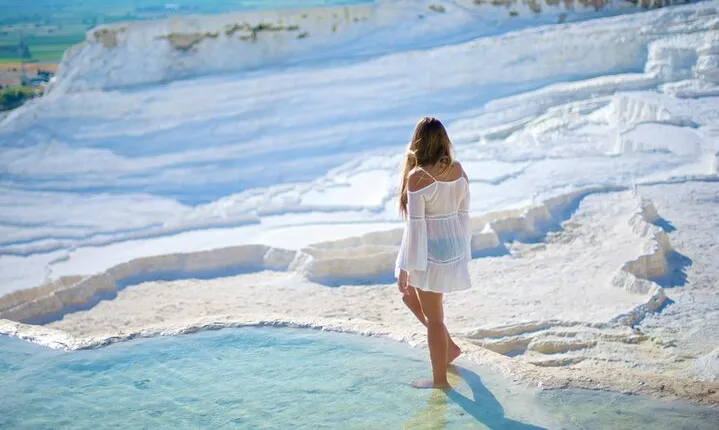 Full-Day Tour to Pamukkale From Marmaris w/ Breakfast & Lunch