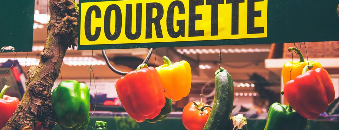 Gourmet food tour in Les Halles-Montorgueil neighborhood