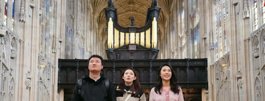 Cambridge guided walking tour