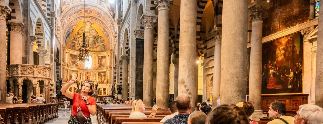Cathedral and Food Tour with Leaning Tower Access