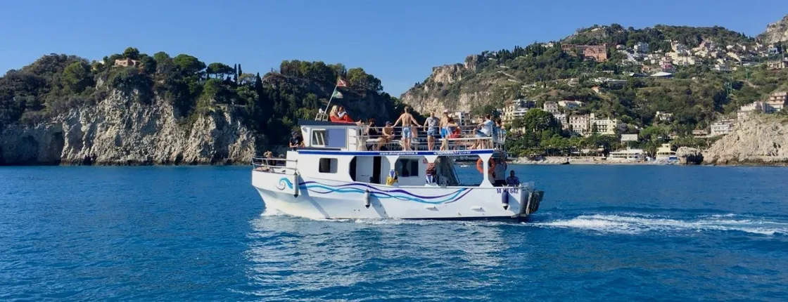 Isola Bella boat tour and snorkeling