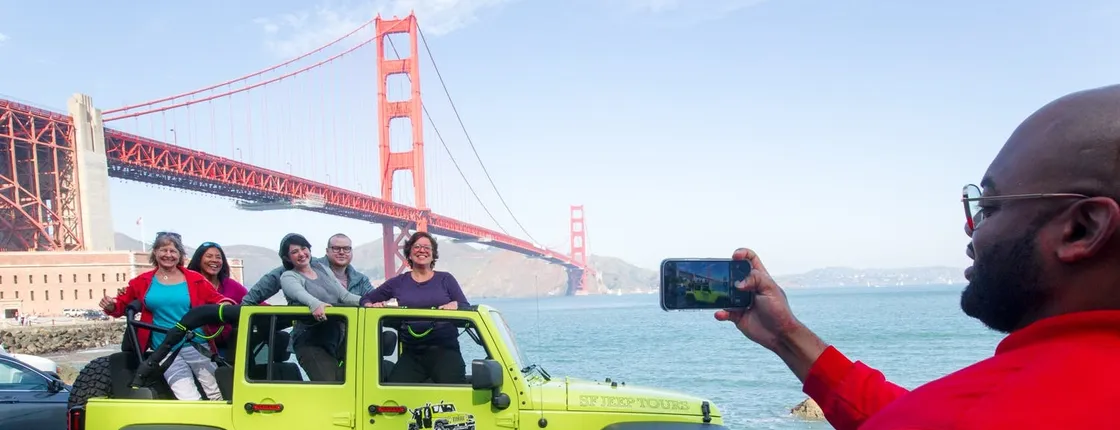 Private city, Muir Giant Redwoods and Sausalito convertible jeep tour