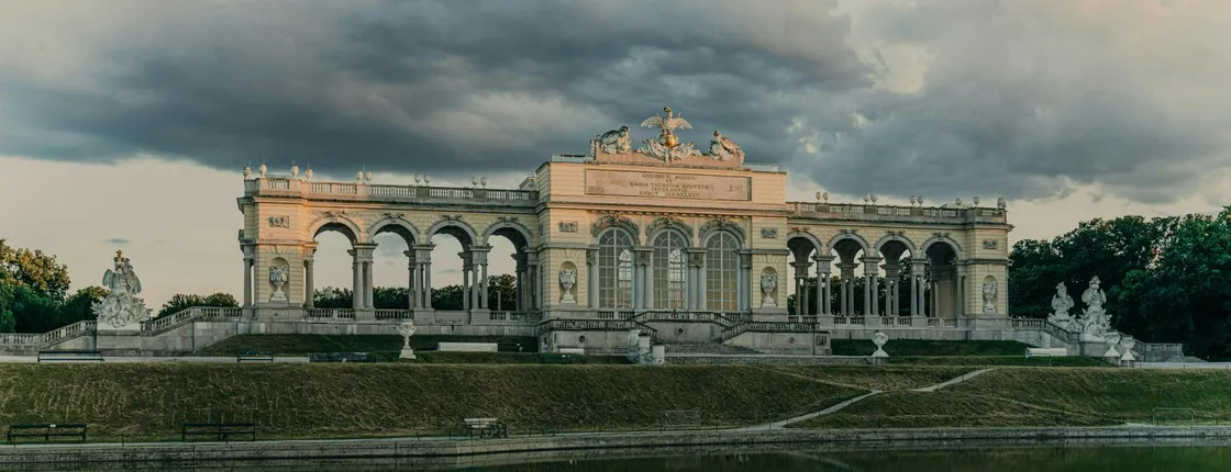 Saving the Empress, Schönbrunn walking tour and exploration game