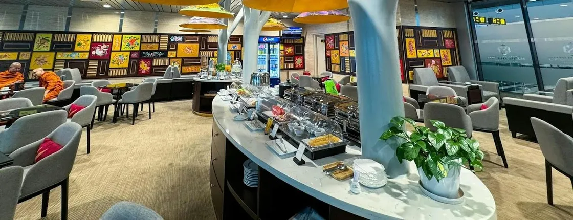 Access to the Phu Bai International Airport business lounge