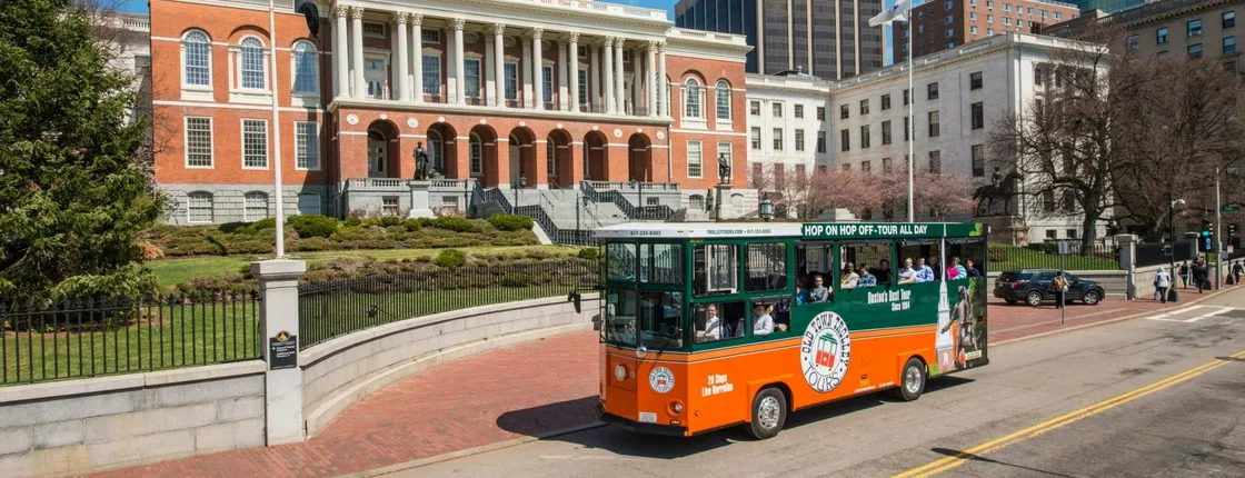 Old Town Trolley tours of Boston