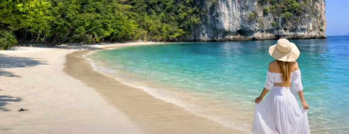 Speedboat tour to Hong Islands and Red Island from Krabi