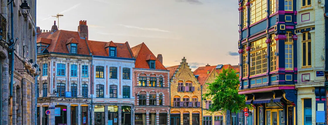 Lille's Golden Hand Mystery city exploration game