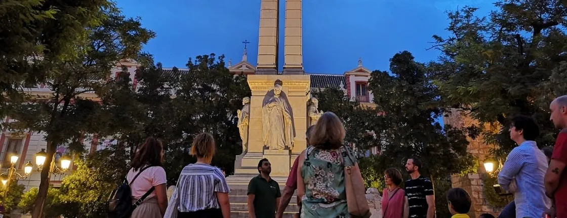 Enchanted Seville Evening Walking Tour with Haunted History