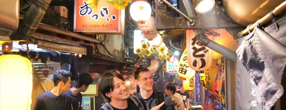 Bar-hopping night tour in Shinjuku