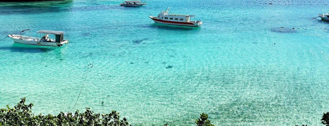 Private Ishigaki excursion with Kabira Bay and Emerald Sea views