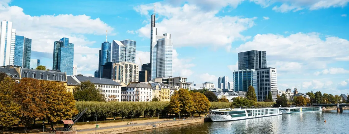 Discover Frankfurt in 1 hour With a Local Guide